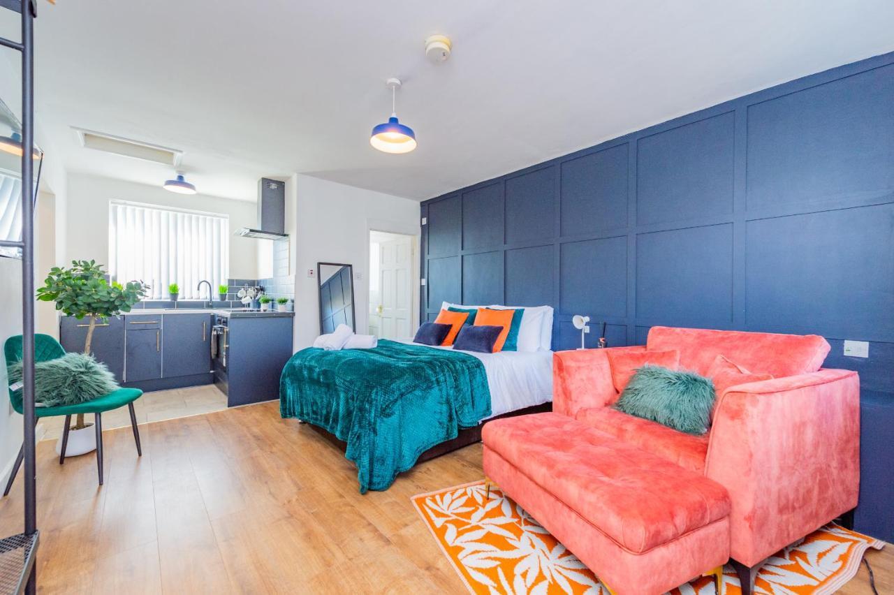Studio Annexe By Papermill, Deeside - En-Suite, Heswall Exterior foto