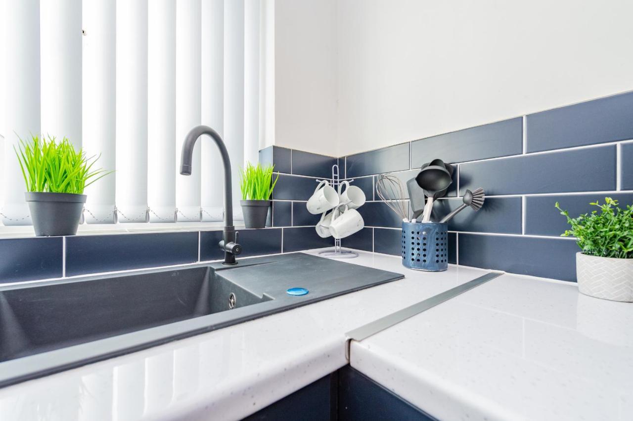 Studio Annexe By Papermill, Deeside - En-Suite, Heswall Exterior foto