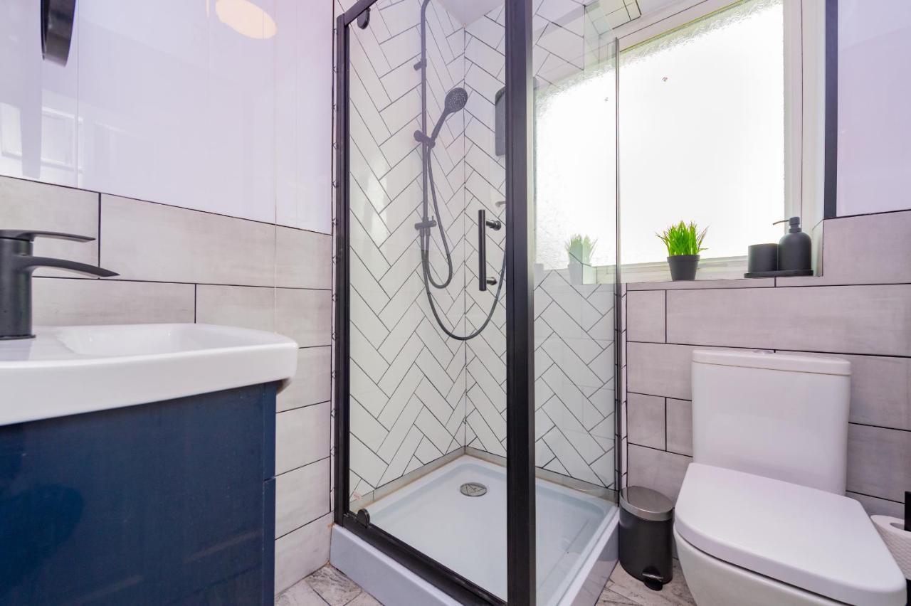 Studio Annexe By Papermill, Deeside - En-Suite, Heswall Exterior foto